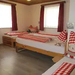 Pensión Adlerhorst 3*
