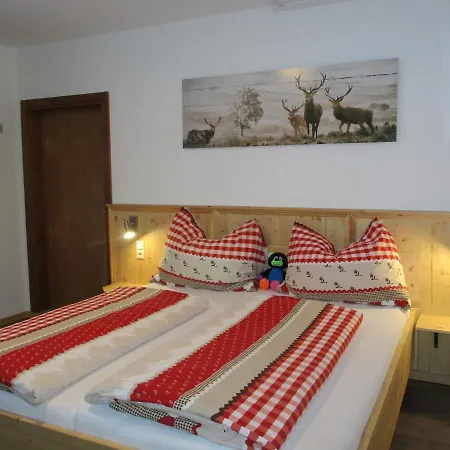 Konukevi Adlerhorst Sellrain