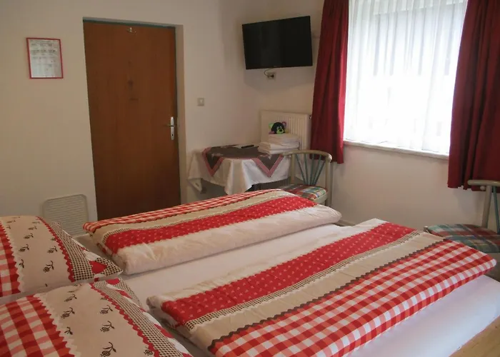 Adlerhorst Πανσιόν